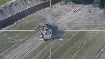 Θερίζουν τα πάντα στο διάβα τους - Τα ρωσικά drones καμικάζι Lancet καταστρέφουν τον εξοπλισμό των Ουκρανών (vid)