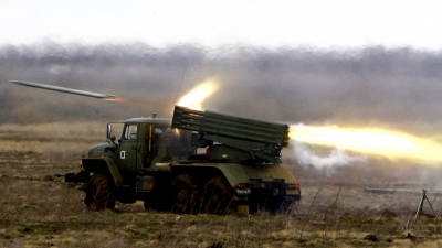 Οι Ρώσοι τόλμησαν το αδιανόητο - Από τα Sukhoi σε... σύστημα αεράμυνας ο πύραυλος R-77-1 (vid)