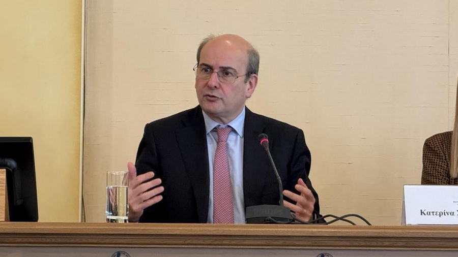 Χατζηδάκης: Η οπτική των πολιτών για τις δαπάνες του προϋπολογισμού έχει αρχίσει να αλλάζει, αλλά δεν είμαστε ακόμη εκεί που θα έπρεπε