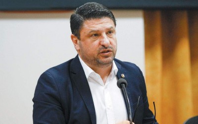 Χαρδαλιάς: Μόνιμα κλιμάκια υγειονομικών των ενόπλων δυνάμεων στα νησιά