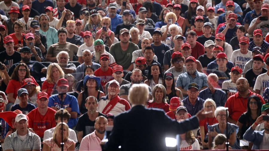 Λεπτές ισορροπίες στο στρατόπεδο του Trump: Ο πόλεμος με το Ιράν διχάζει τους οπαδούς του - Αντιδρά η βάση του κινήματος που ο ίδιος δημιούργησε