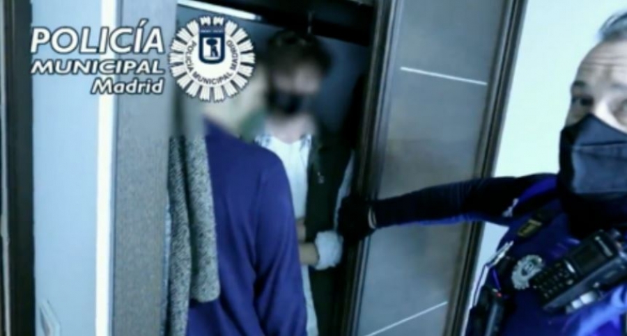 Κορωνοπάρτι στην Ισπανία: Κρύφτηκαν στη ντουλάπα για να αποφύγουν τη σύλληψη