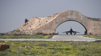 Συρία: Απροσδιόριστος αριθμός νεκρών από έκρηξη σε αεροπορική βάση