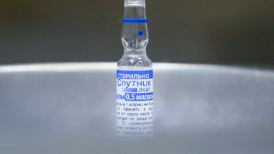 Τα Ηνωμένα Αραβικά Εμιράτα ενέκριναν το μονοδοσικό εμβόλιο της Ρωσίας, Sputnik Light