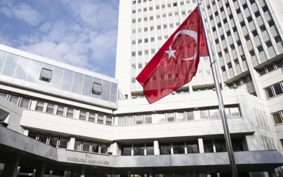 Τουρκική πρεσβεία στην Αθήνα: Ευχαριστούμε την Ελλάδα για την ανταπόκριση και την αλληλεγγύη μετά τον σεισμό
