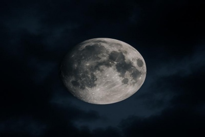 Ετοιμαστείτε για το ακριβοθώρητο... Μαύρο Φεγγάρι - Το σπάνιο φαινόμενο που αναστατώνει τον ουρανό