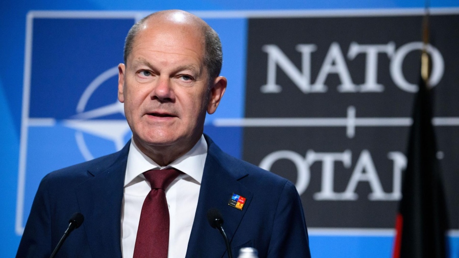 «Πόρτα» Scholz στην Ουκρανία: Καμία ένταξη στο ΝΑΤΟ - Η Δύση να ετοιμαστεί για μακροχρόνιο πόλεμο