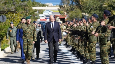 Στη ΣΕΑΠ που υπηρέτησε το 1985 ο Δένδιας: Να δημιουργήσουμε έναν στρατό με άξια επαγγελματικά στελέχη που θα συμπληρώνονται από εκπαιδευμένους εφέδρους