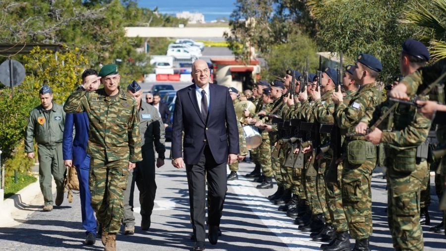 Στη ΣΕΑΠ που υπηρέτησε το 1985 ο Δένδιας: Να δημιουργήσουμε έναν στρατό με άξια επαγγελματικά στελέχη που θα συμπληρώνονται από εκπαιδευμένους εφέδρους
