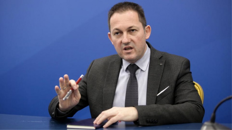 Πέτσας: Αποβολή των ομάδων από την Ευρώπη αν δεν συμμορφωθούν