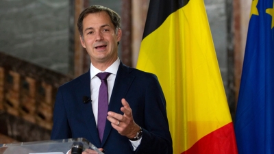 Ο Βέλγος πρωθυπουργός προτρέπει να «παύσουν» οι κυρώσεις κατά της Ρωσίας - «Βλέπουμε και... κάνουμε»