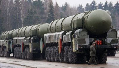 Σε ισχύ η πυρηνική τριάδα: Οι Στρατηγικές Πυραυλικές Δυνάμεις της Ρωσίας ανέπτυξαν τον προηγμένο ICBM σε σιλό εκτόξευσης