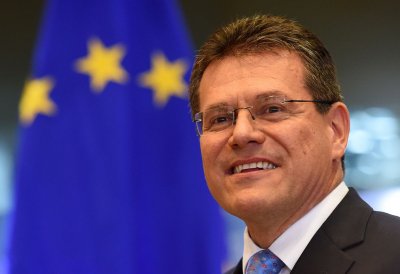 Sefcovic (Κομισιόν) στο worldenergynews: Ανοιχτός ο δρόμος για συμμετοχή εταιρειών εκτός Ευρωζώνης στο market test των λιγνιτικών