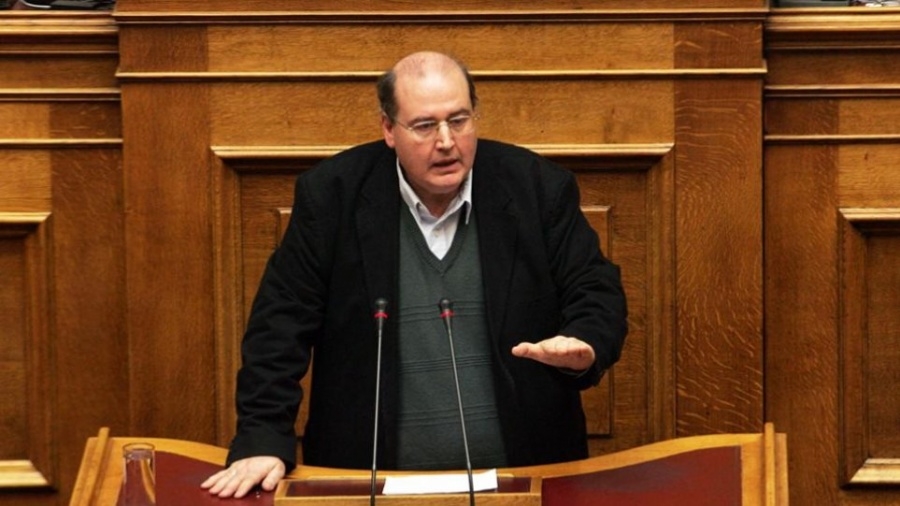 Βουλή - Πρόταση μομφής - Ν. Φίλης: Η επιχείρηση πλαστού συμψηφισμού που επιχειρεί η κυβέρνηση συνιστά ομολογία ενοχής