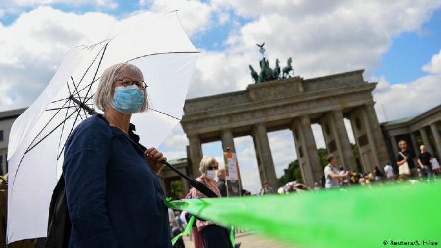 Γερμανία: Προς παράταση του lockdown ως τις 14/2 προσανατολίζεται η κυβέρνηση