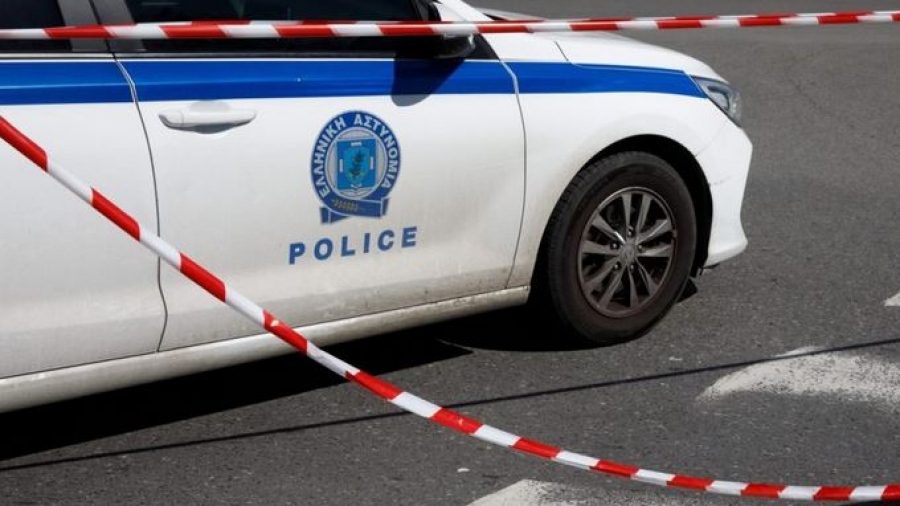 Λήξη συναγερμού στο κέντρο της Αθήνας για το ύποπτο αντικείμενο έξω από τράπεζα