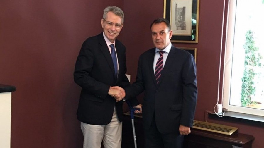 Επίσκεψη Παναγιωτόπουλο (ΥΠΕΘΑ) - Pyatt (Πρέσβης ΗΠΑ) στη Σούδα με το βλέμμα στην Τουρκία