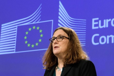 Malmstrom (επίτροπος ΕΕ): Οι ΗΠΑ συνειδητά υπονομεύουν τον Παγκόσμιο Οργανισμό Εμπορίου