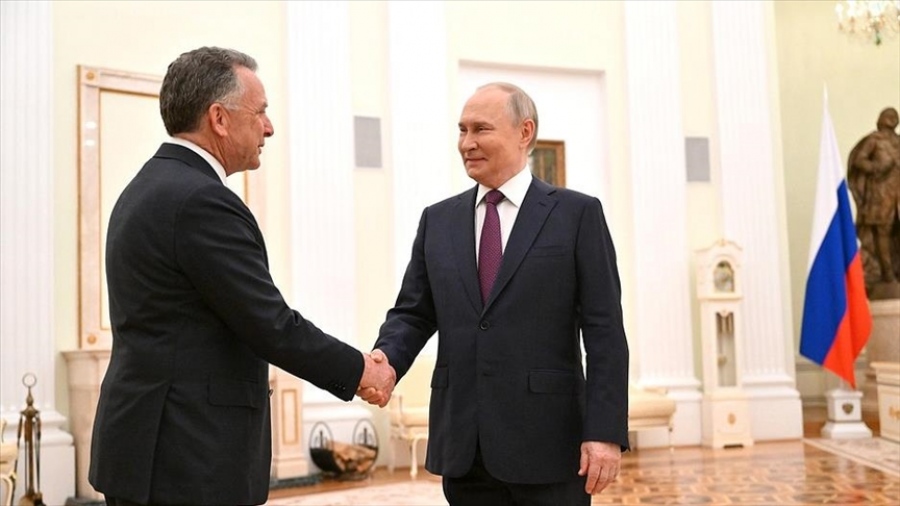 Larry Johnson (CIA): Κυρίαρχος του παιχνιδιού ο Putin - Ψύχραιμος και ήρεμος στη συνάντηση με Witkoff