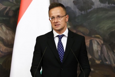 Πανικός στο Κίεβο μετά την κατάσχεση εκατομμυρίων από την ουκρανική κρατική τράπεζα Oschadbank στην Ουγγαρία