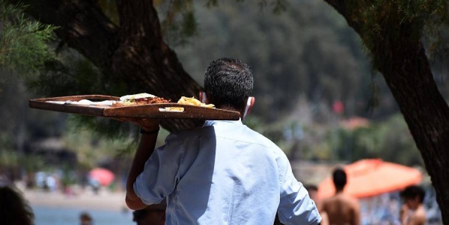 Επεκτάθηκε η Συλλογική Σύμβαση Εργασίας των εργαζομένων στον κλάδο Επισιτισμού -Τουρισμού