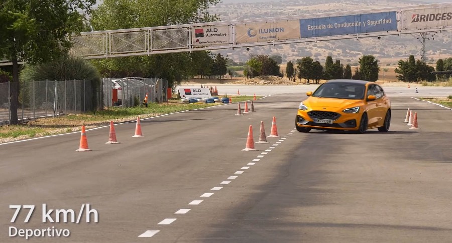 Πώς τα πήγε το Ford Focus ST στο τεστ ταράνδου;
