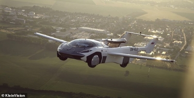 AirCar: Το πρώτο ιπτάμενο αυτοκίνητο ολοκλήρωσε επιτυχώς την πρώτη του μεγάλη πτήση - «Αλλάζει» σε 3 λεπτά