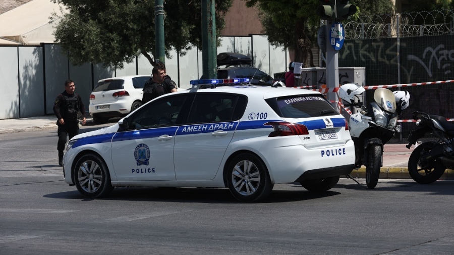 Απίστευτο περιστατικό στη Θεσσαλονίκη: Γυναίκα έβαλε φωτιά και έκαψε το σπίτι του συντρόφου της