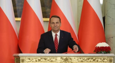 Πολωνός ΥΠΕΞ: Οι εγγυήσεις ασφαλείας είναι άχρηστες σε περίπτωση νέας εισβολής, όλοι φοβούνται τη Ρωσία