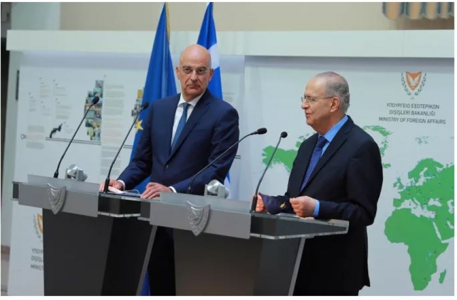 Δένδιας σε Cavusoglu: Η Ελλάδα δεν θα μπει σε μια αέναη ανταλλαγή επιστολών με την Τουρκία