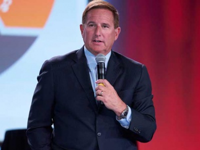 Σε ηλικία 62 ετών πέθανε ο CEO της Oracle, Mark Hurd