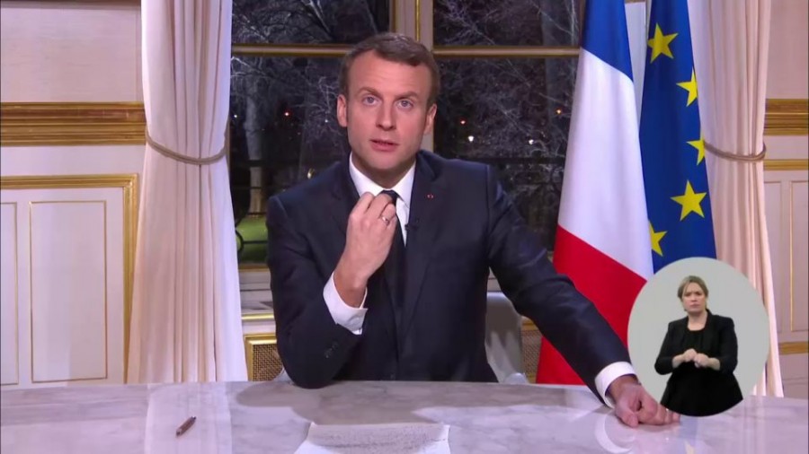 Macron (Γαλλία):  Η κορύφωση του β' κύματος της πανδημίας πέρασε - Ξεκινάμε άρση του lockdown από 15/12 - Τι είπε για τα εμβόλια