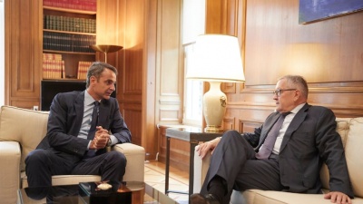 Μητσοτάκης σε Regling: Θα σεβαστούμε τους δημοσιονομικούς στόχους