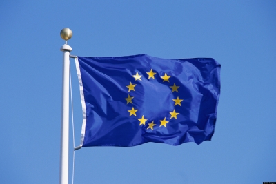 Ευρωβαρόμετρο: Εμπιστοσύνη στην ΕΕ αλλά και φόβος για την οικονομία