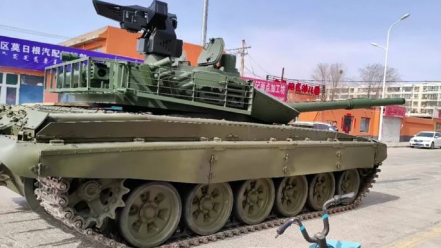 Επαναστατική καινοτομία από την Κίνα - Εκσυγχρονίζει το παλιό σοβιετικό Τ-72 και ετοιμάζεται να το εξαγάγει