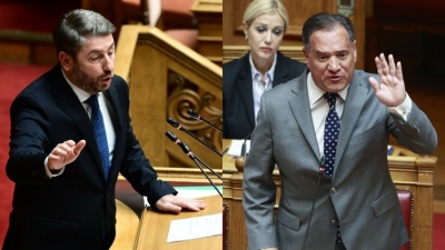 Σύγκρουση Γεωργιάδη – Ανδρουλάκη στη Βουλή με βαριές πολιτικές αιχμές