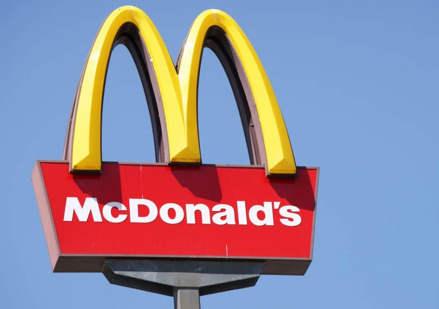 Η τεχνητή νοημοσύνη στην υπηρεσία των χάμπουργκερ - Πως η McDonald's επιδιώκει να μειώσει τα κόστη και ν' αυξήσει την παραγωγή