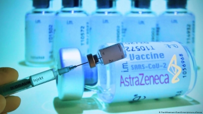 EMA για το εμβόλιο της AstraZeneca: Η σοβαρή αλλεργία προστέθηκε στις πιθανές παρενέργειες