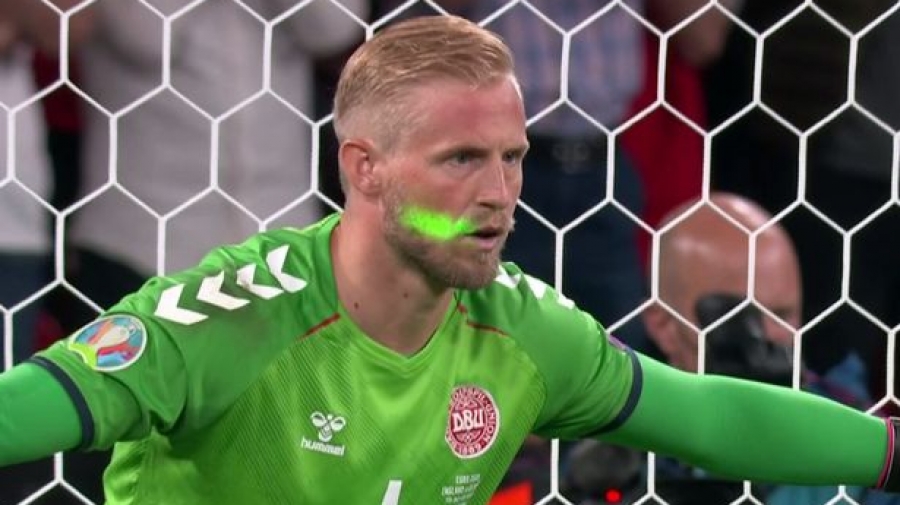 EURO 2020: «Πρόστιμο στην Αγγλία από την UEFA εξ αιτίας του λέιζερ στον Σμάιχελ»