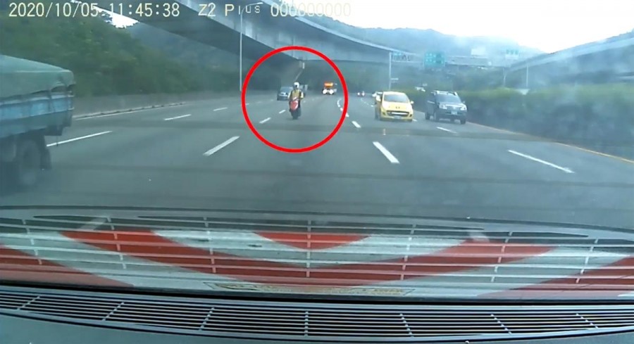 Απίστευτο χάος σε αυτοκινητόδρομο της Ταιβάν