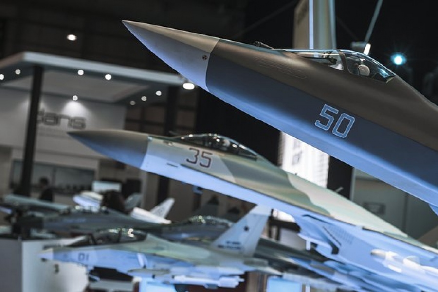 Η Δύση παραδέχθηκε τις τρομακτικές δυνατότητες του ρωσικού PAK DA... Ποια είναι όμως η παγίδα;