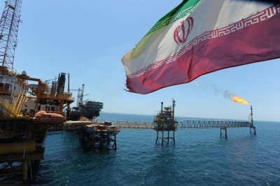 Νέες κυρώσεις στον πετρελαϊκό τομέα του Ιράν από τις ΗΠΑ