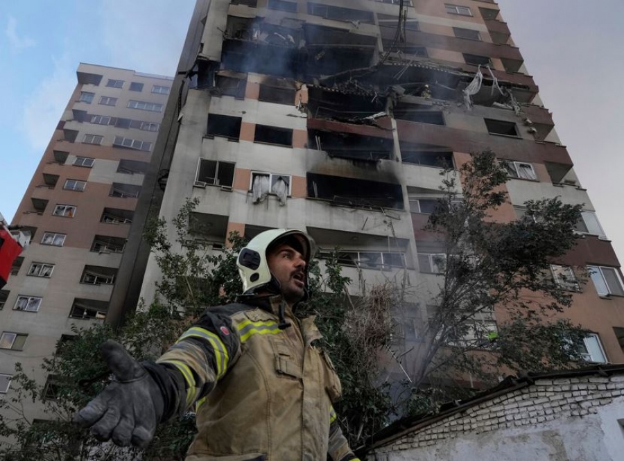 Πυραυλική επίθεση Ιράν σε Τελ Αβίβ και Haifa: Τρεις νεκροί και 67 τραυματίες