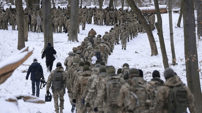 ΗΠΑ: Θέσεις επίθεσης έχει λάβει το 40% ως 50% των δυνάμεων της Ρωσίας στα ουκρανικά σύνορα
