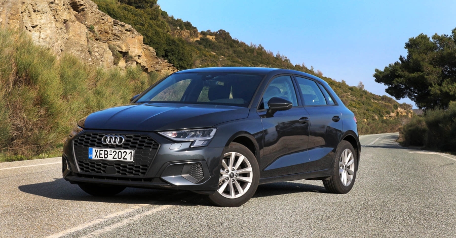 Δοκιμάζουμε το βασικό αλλά ολοκληρωμένο Audi A3 30 TFSI