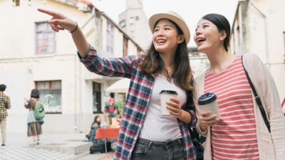 ETC: Ελλάδα επιλέγουν για διακοπές οι Κινέζοι έως τον Δεκέμβριο