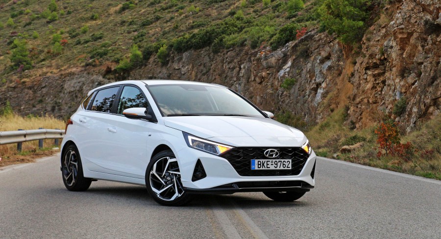 Δοκιμάζουμε το υβριδικό Hyundai i20 με τους 100 ίππους!