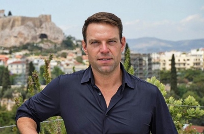 Έλληνας πολιτικός αρχηγός που χρωστάει εκατομμύρια στις ΗΠΑ και… θέλει και να μας κυβερνήσει!