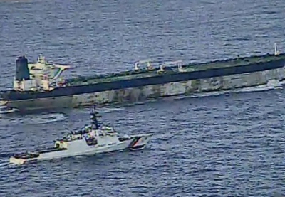 Telegraph: Η κατάσχεση του δεξαμενόπλοιου Marinera ήταν μήνυμα του Trump στον Putin