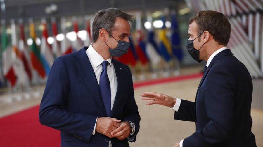 Στο Παρίσι για τη Διάσκεψη για τη Λιβύη ο Μητσοτάκης – Πρόσκληση Macron, ενστάσεις Erdogan